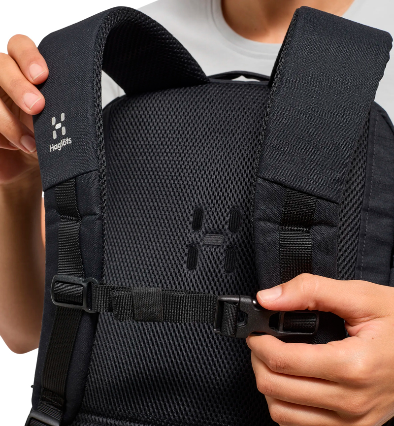 HAGLÖFS Jarve Multi 22 - Genanvendt Polyamid-Sort