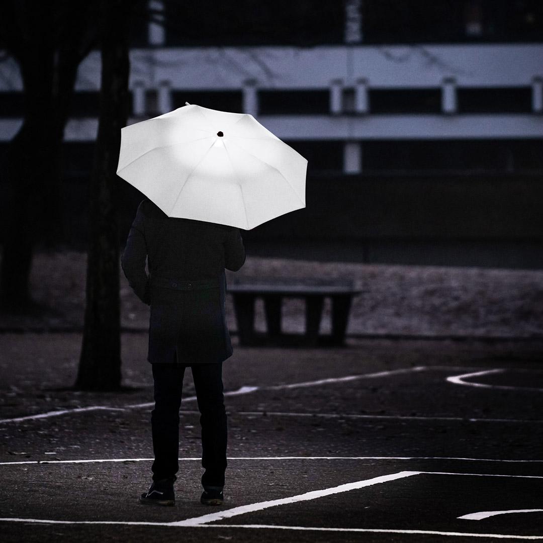 Oversize Taskeparaply FARE® med Led-Lys Skylight®-Hvid