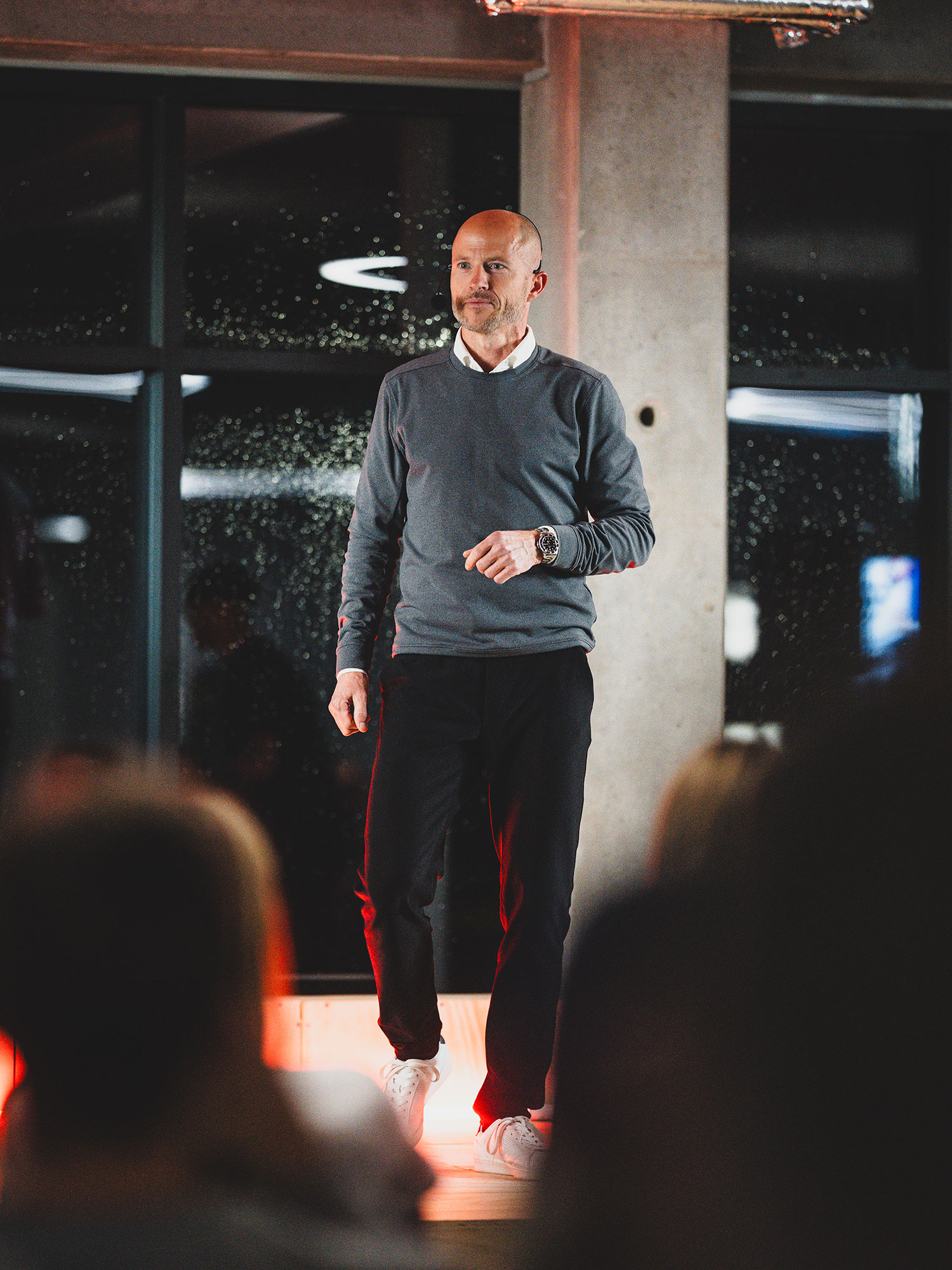 FUSION Recharge Sweatshirt - Unisex-Mørkegrå