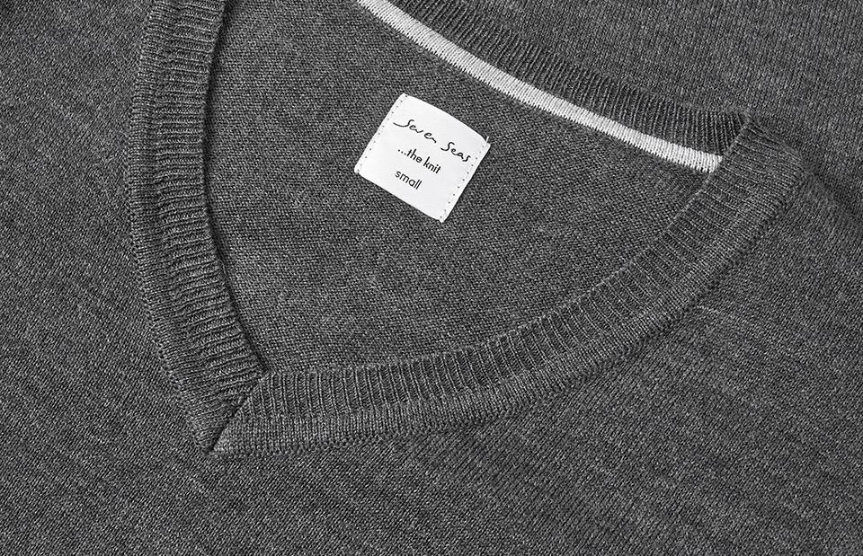 SEVEN SEAS Strik med V-hals, Dame - 50% Uld-Mørkegrå