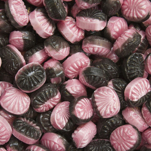 Stor foldud æske med 1 kg logobolcher-Jordbær, Lakrids, Peber