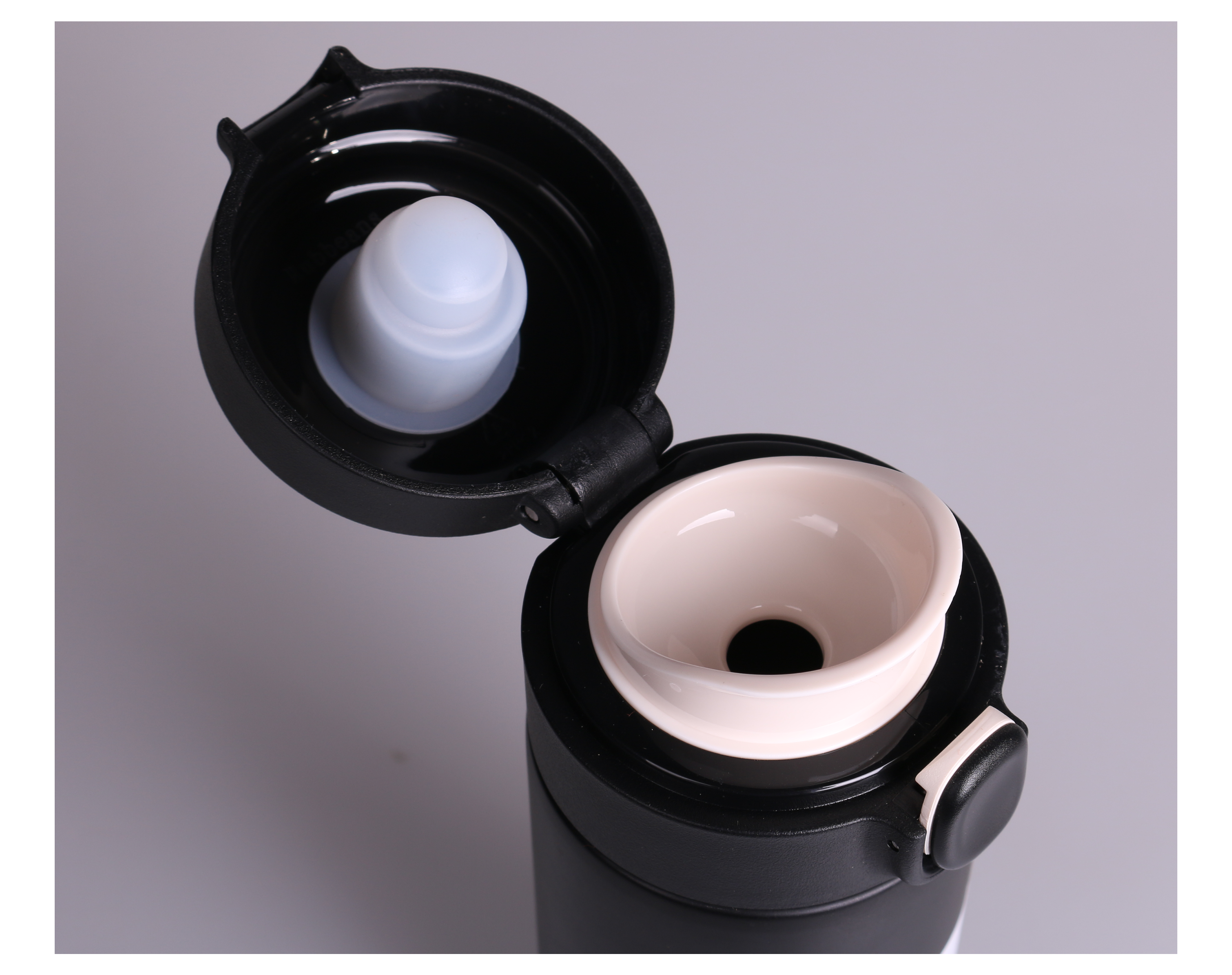 Vega Termoflaske i æske med eget design-Sort