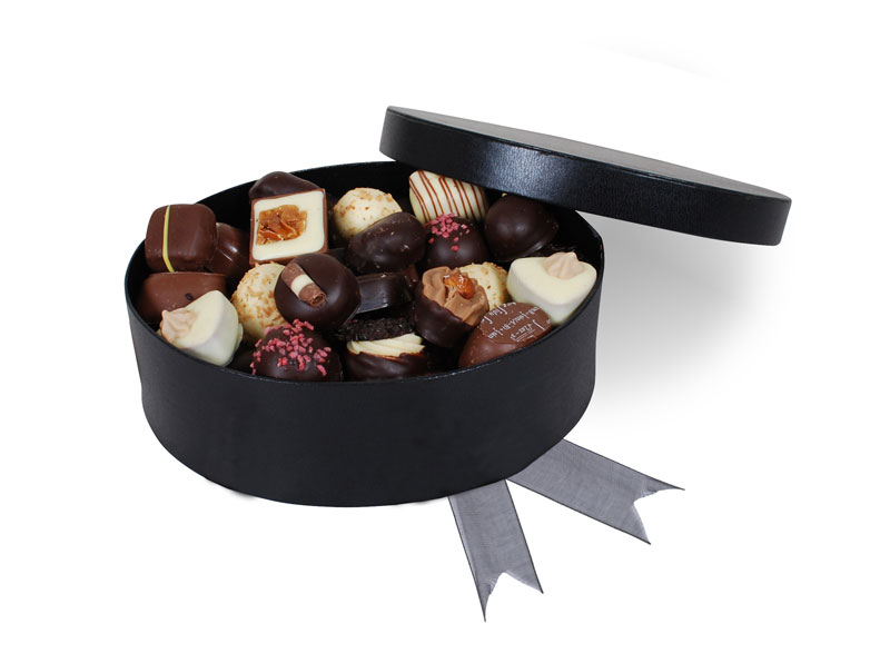 Hatteæske med 500 g. Luksus Chokolade-Sort