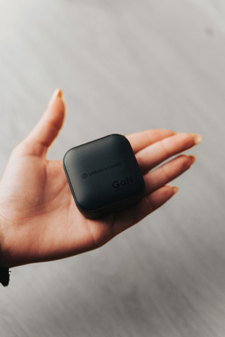 Urban Vitamin Santa Cruz RCS rplastc 70W GAN oplader-