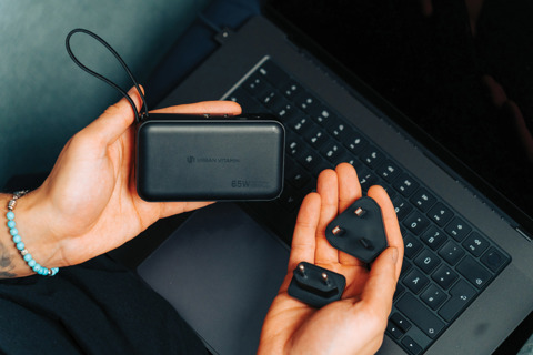 Urban Vitamin Eureka RCS recycled 65W hybridoplader-