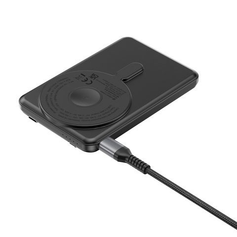 Urban Vitamin Redwood 5 i1 5.000 mAh 20 W PD magnetisk power-