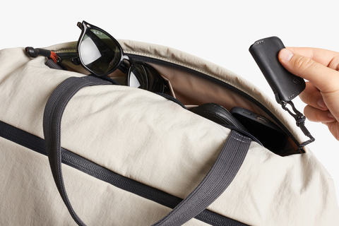 Bellroy Lite Duffel - rPet-Beige