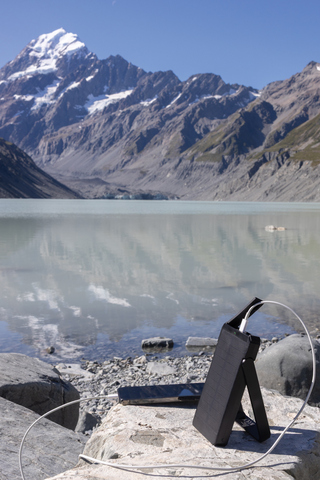 Skywave solar powerbank 10.000 mAh i RCS genanvendt plast-