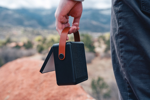 Skywave 12W Solar højttaler i RCS genanvendt plast, sort-