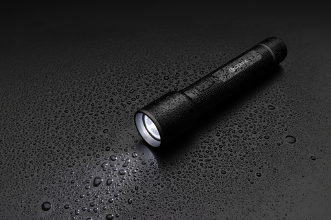 Gear X stor lommelygte i RCS genanvendt aluminium USB-oplade-