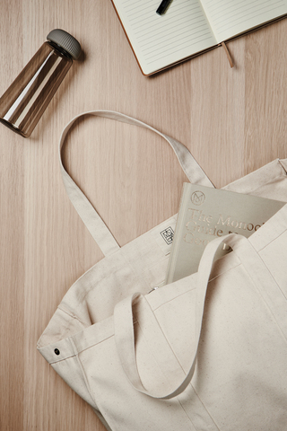 VINGA Hilo maxi mulepose i AWARE™ genanvendt kanvas-